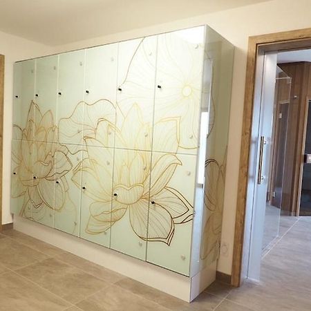 Apartmany Chajdovka Bozi Dar Ngoại thất bức ảnh